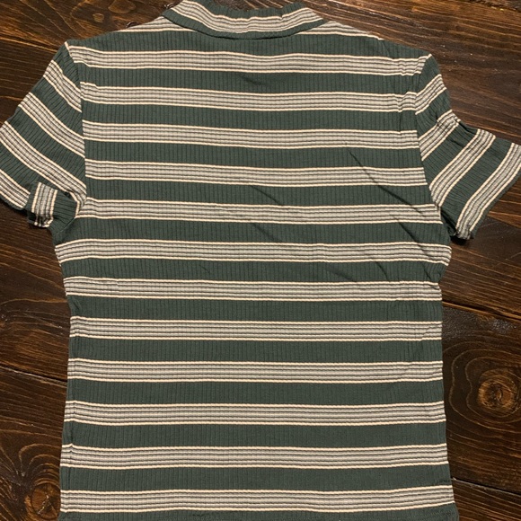 American Eagle Mock Neck Top - Picture 3 of 3